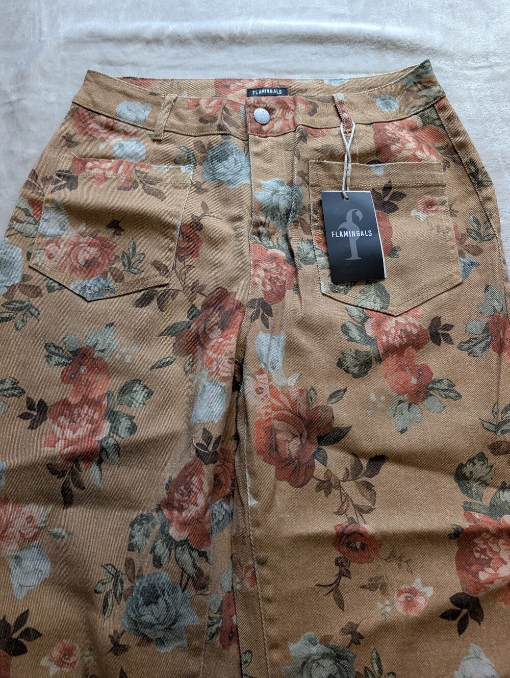 Flamingals Floral Print High Waist Straight Leg Crop Pants NWT Medium - Picture 6 of 11
